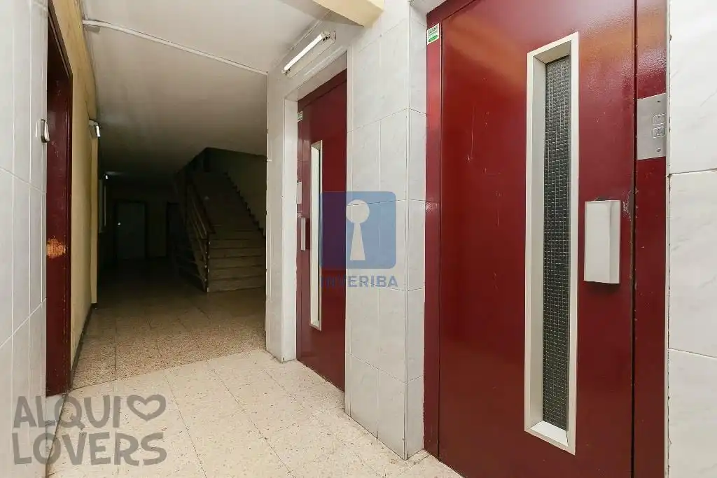 Pis amb ascensor en venda a Constitució, imagen 2