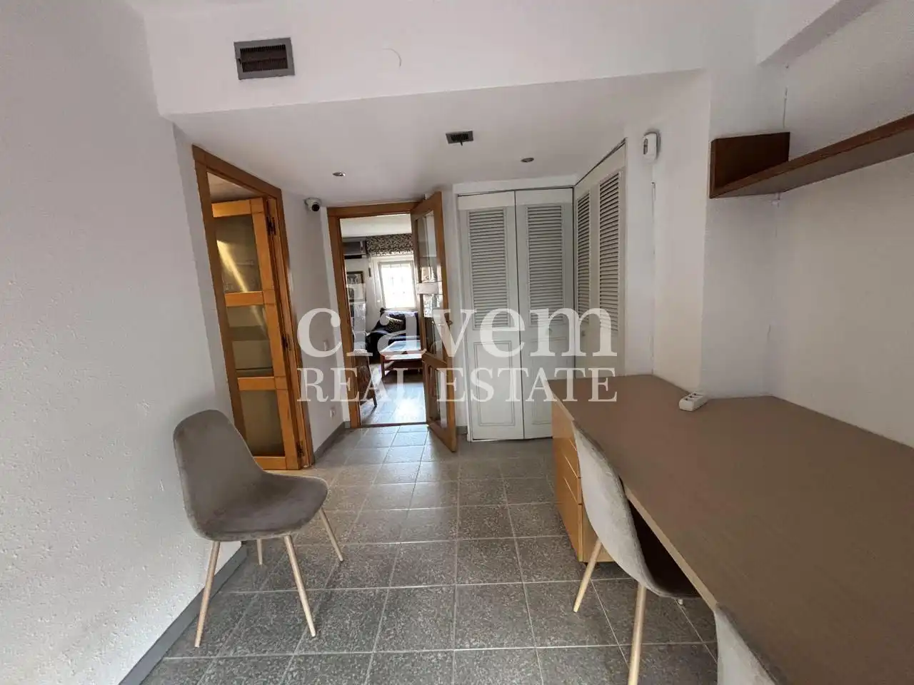 Flat for rent in Barcelona  with Heating, Furnished and Community pool