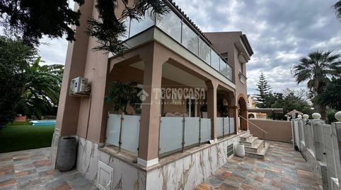Foto 2 de Casa adosada en venta en Manuel Curros Enríquez, Guadalmar, Málaga Capital