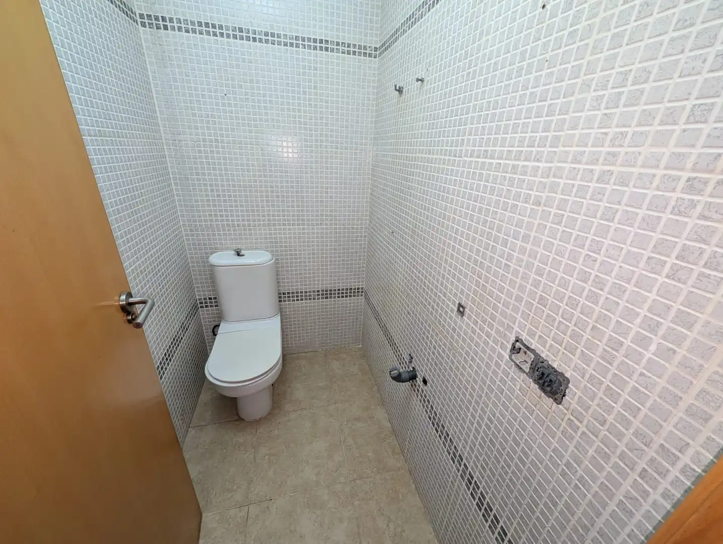 Bany de Casa o xalet en venda en El Vendrell amb Jardí privat