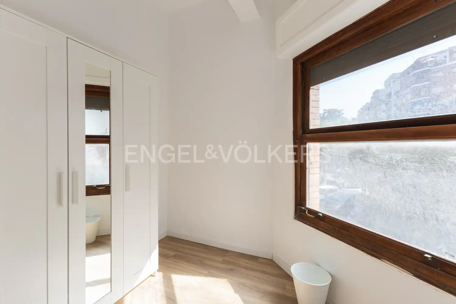 Habitación de Piso en venta en Valencia con Aire acondicionado, Calefacción y Trastero