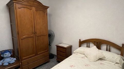 Foto 4 de Casa adosada en venta en Calle Velázquez, Montearagón, Toledo