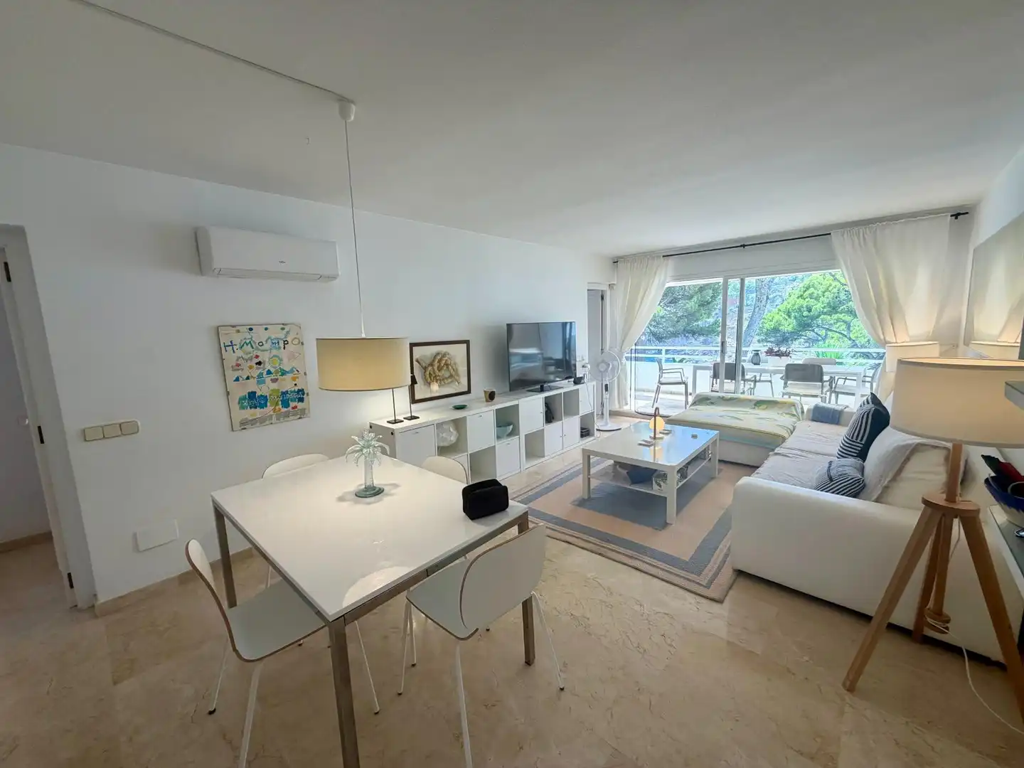 Sala de estar de Ático de alquiler en Andratx con Aire acondicionado, Calefacción y Jardín privado