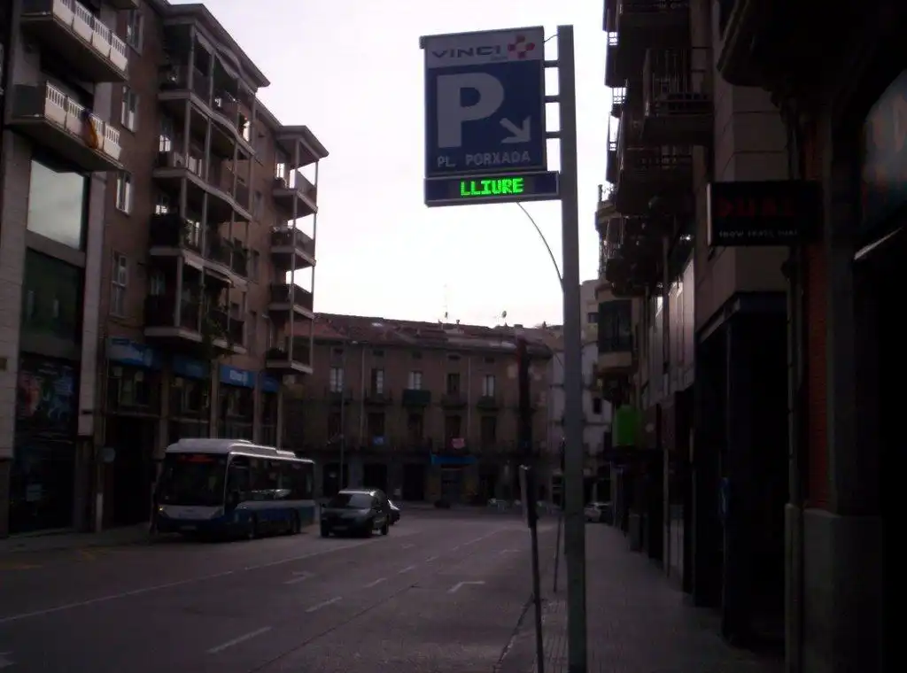 Individuale con ascensore in affitto a CR de Vic 13, imagen 4