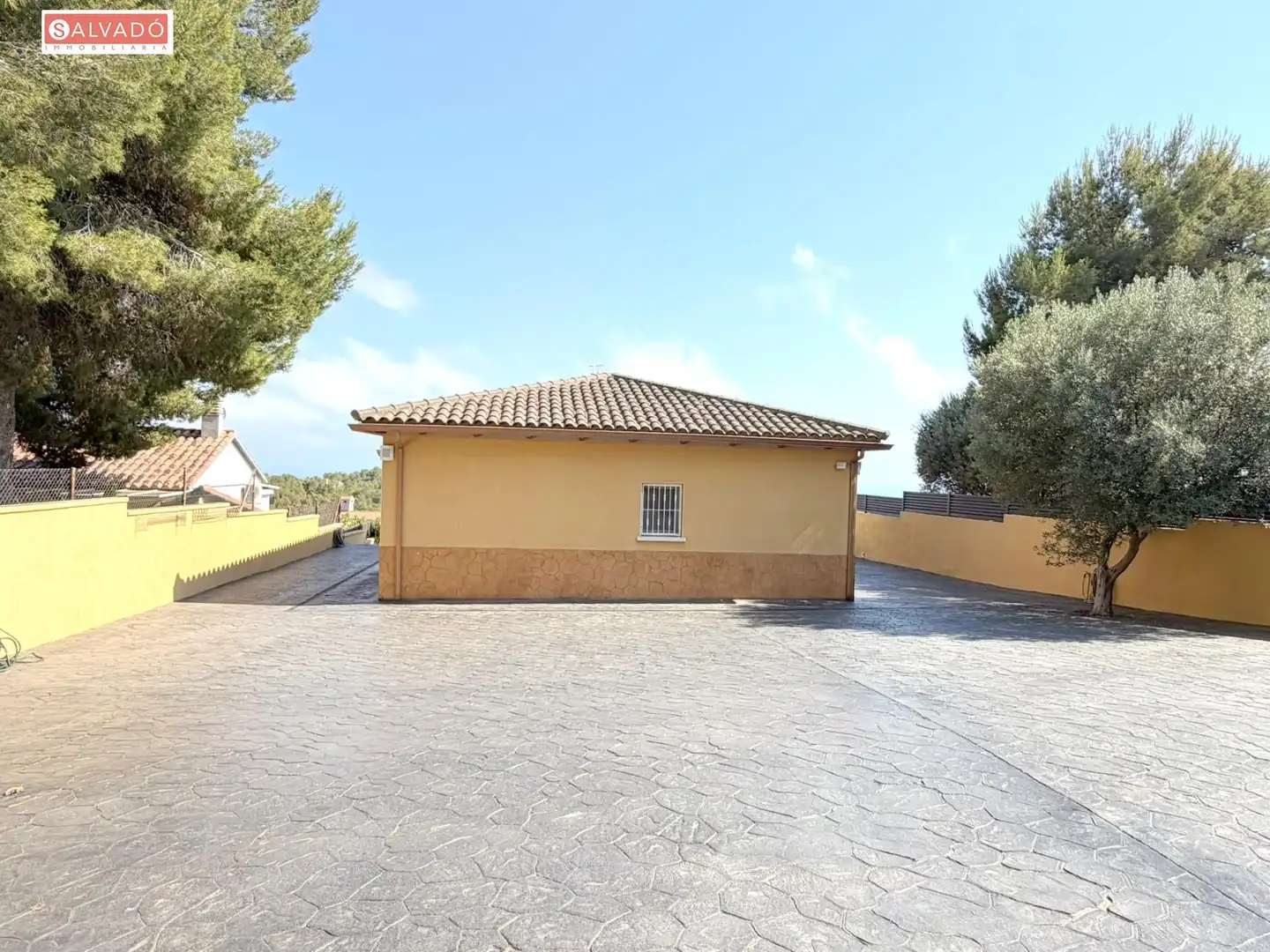 Exterior view of Houses for sale in Calafell  with Heating, Terrace and Storage room