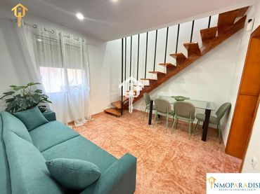 Duplex con balcone in vendita a Calle VILLA DE CHIVA