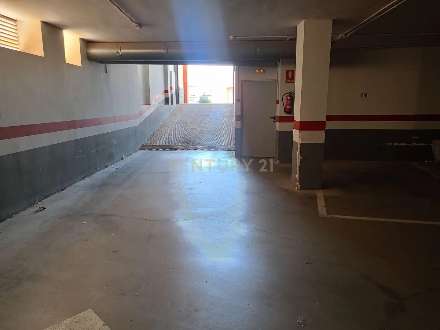 Aparcament de Garatge en venda en Riba-roja de Túria