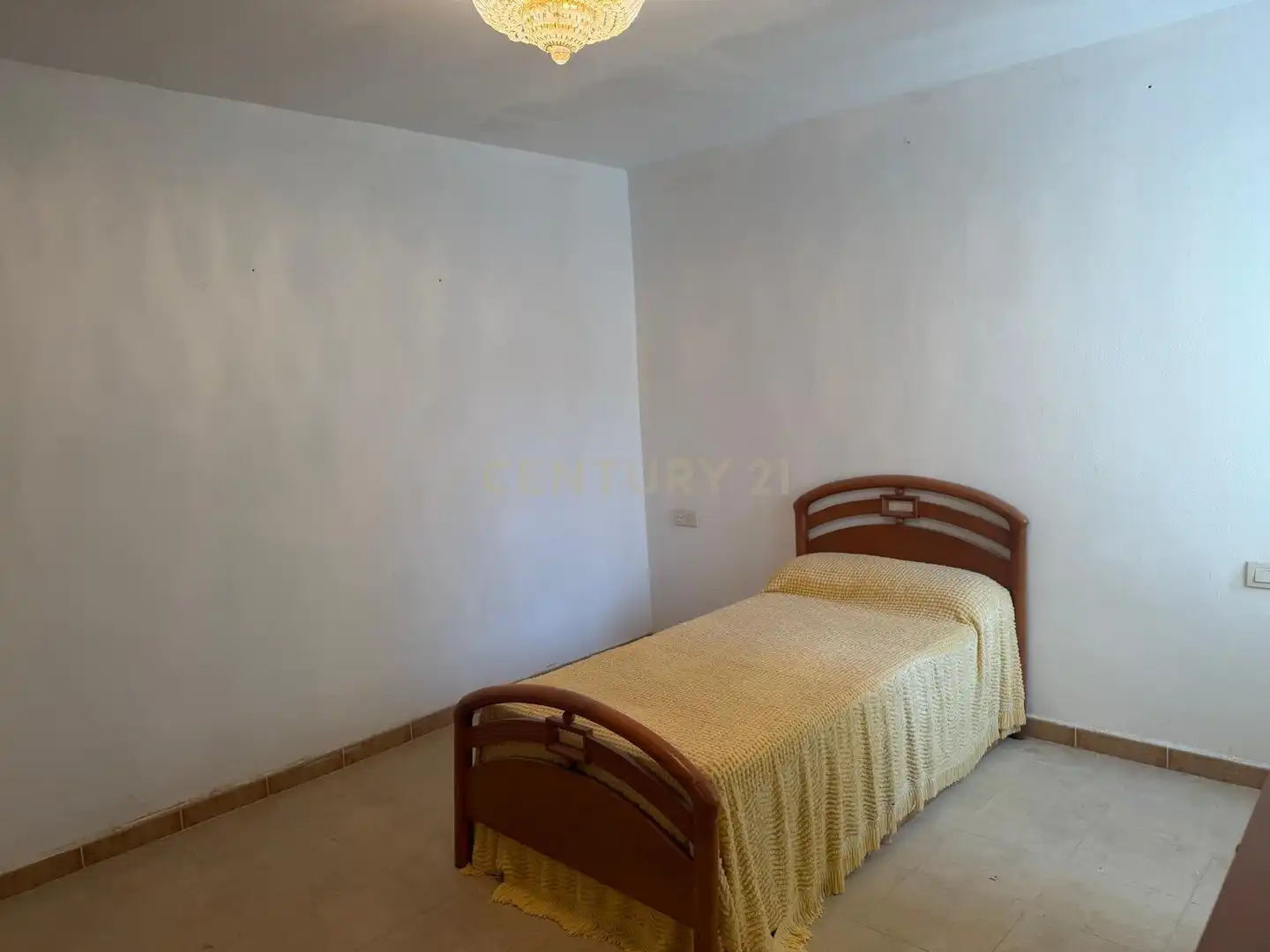 Dormitori de Casa adosada en venda en Otívar amb Traster i Rentadora