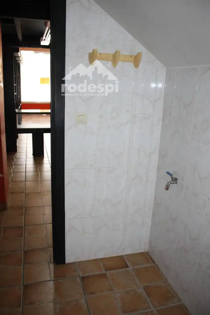 Local comercial en venda a Ponteareas, imagen 3