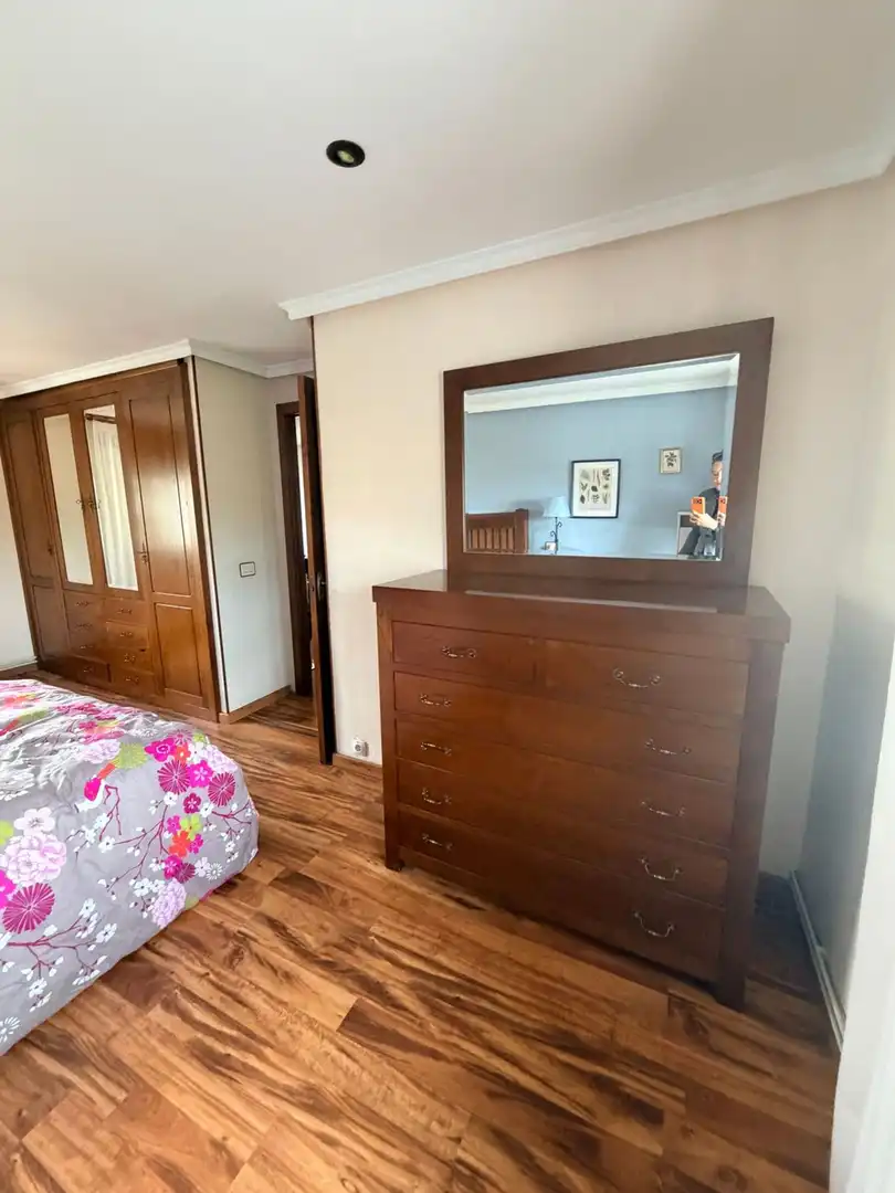 Habitación de Casa o chalet en venta en Castropol con Calefacción, Terraza y Trastero
