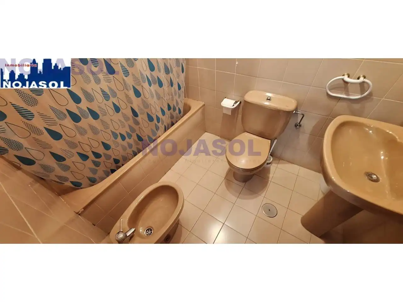 Wohnung zur Miete in Calle los pinares, 54, Ris