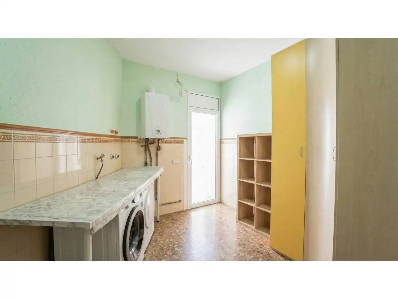 Habitación de Casa adosada en venta en Ripollet con Aire acondicionado, Calefacción y Jardín privado