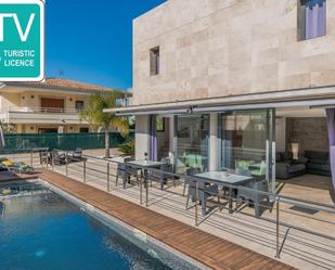Terrassa de Casa o xalet en venda en Muro amb Aire condicionat, Calefacció i Jardí privat