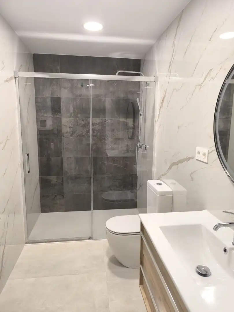 Bathroom of Flat for sale in Motril