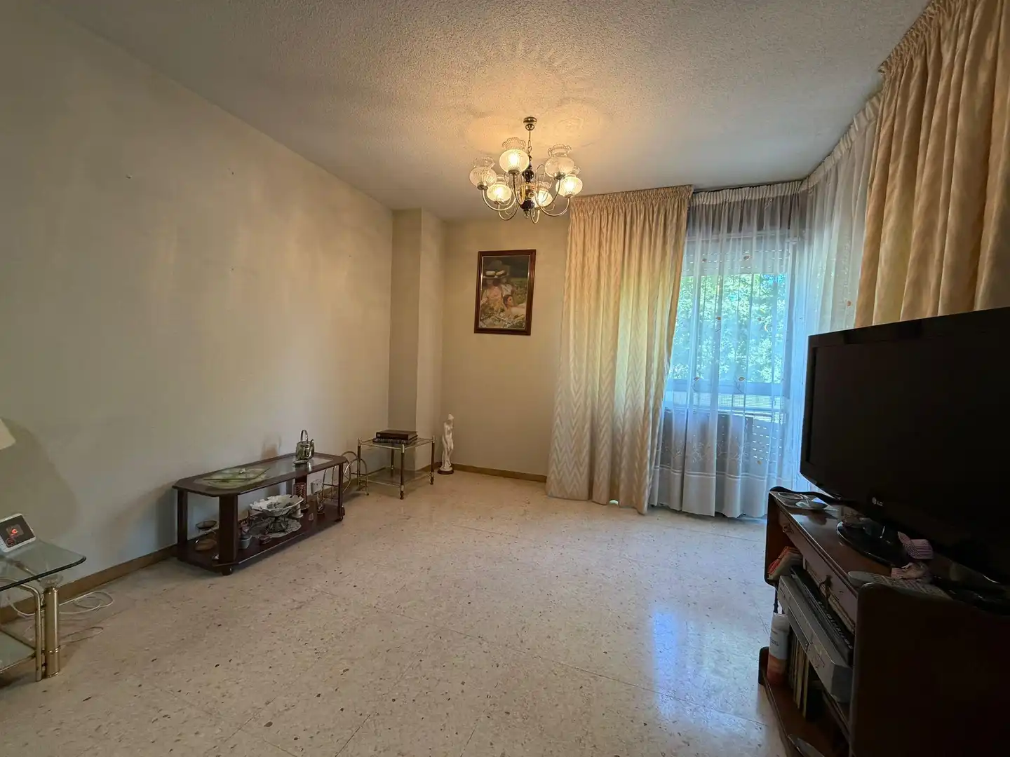 Sala de estar de Piso en venta en Madrid con Calefacción, Jardín privado y Terraza