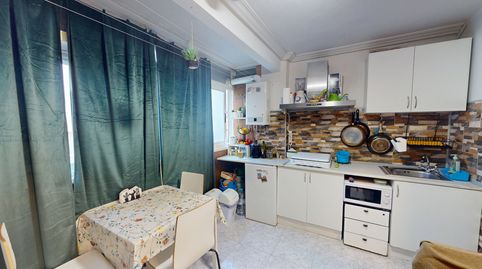 Foto 2 de Piso en venta en Benalúa, Alicante / Alacant