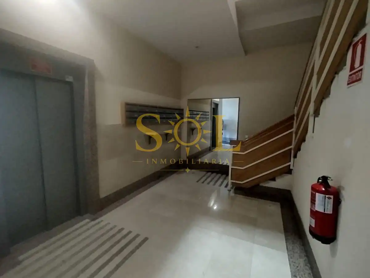 Flat with lift for sale in Calle Presa Cerrajera, imagen 3