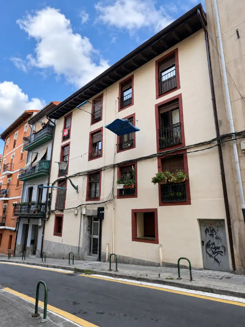 Vista exterior de Apartament en venda en Bilbao 
