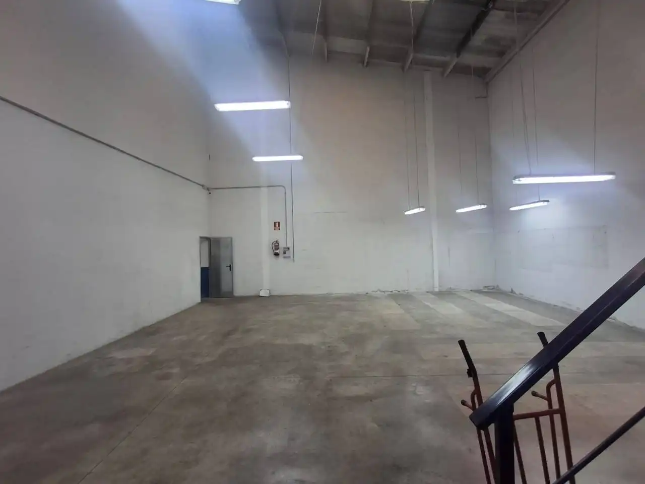 Nau industrial en venda en Aldaia amb Alarma
