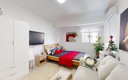 Bedroom of Flat for sale in Gandia  with Air Conditioner, Heating and Terrace