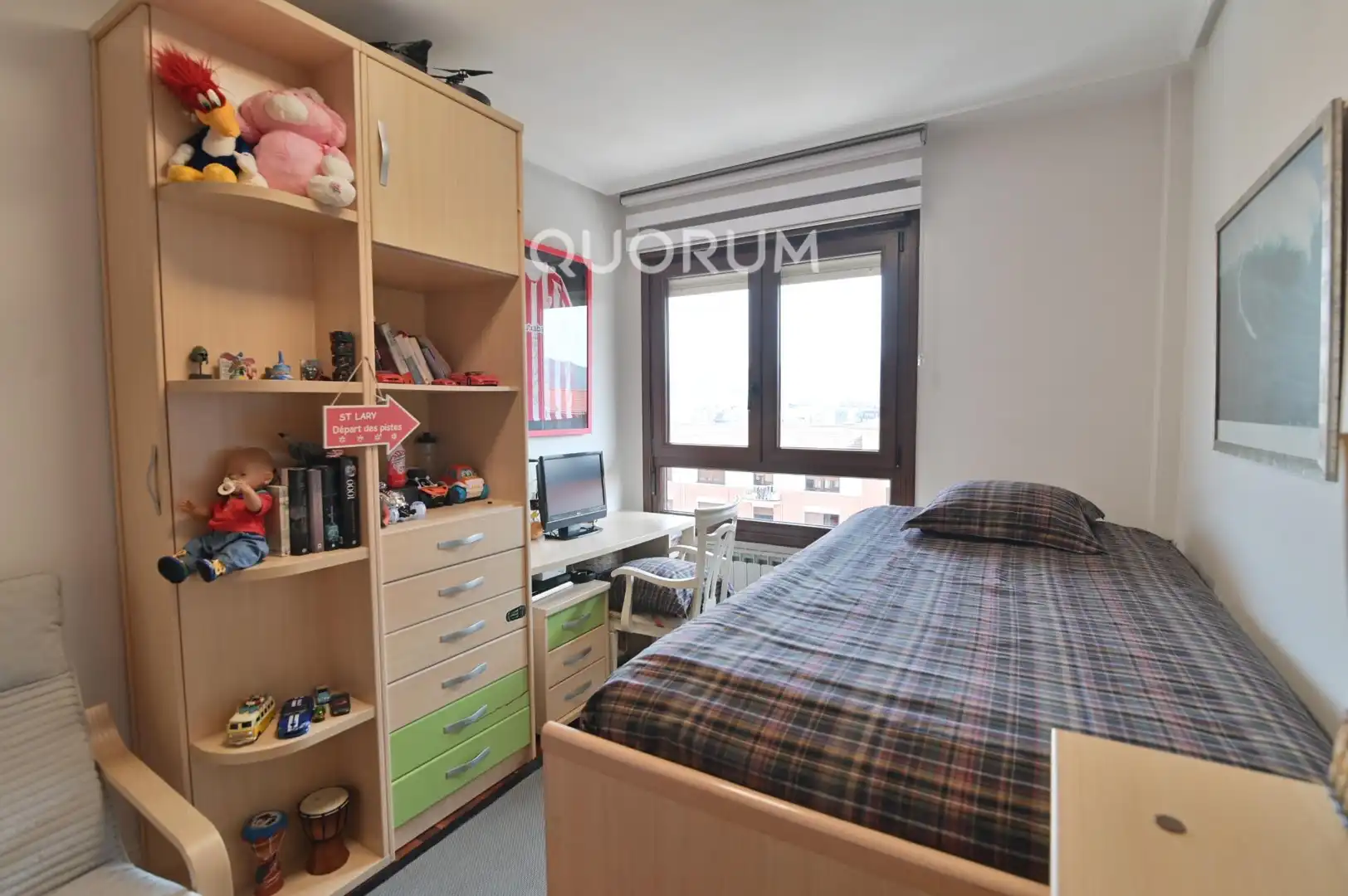 Habitación de Piso en venta en Bilbao  con Calefacción, Terraza y Amueblado