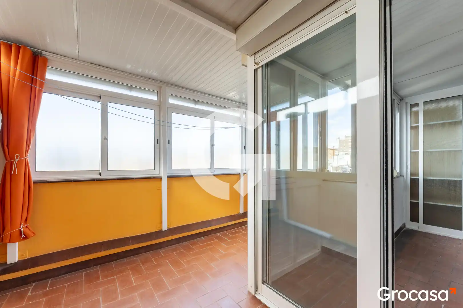 Àtic en venda en L'Hospitalet de Llobregat amb Aire condicionat, Calefacció i Terrassa