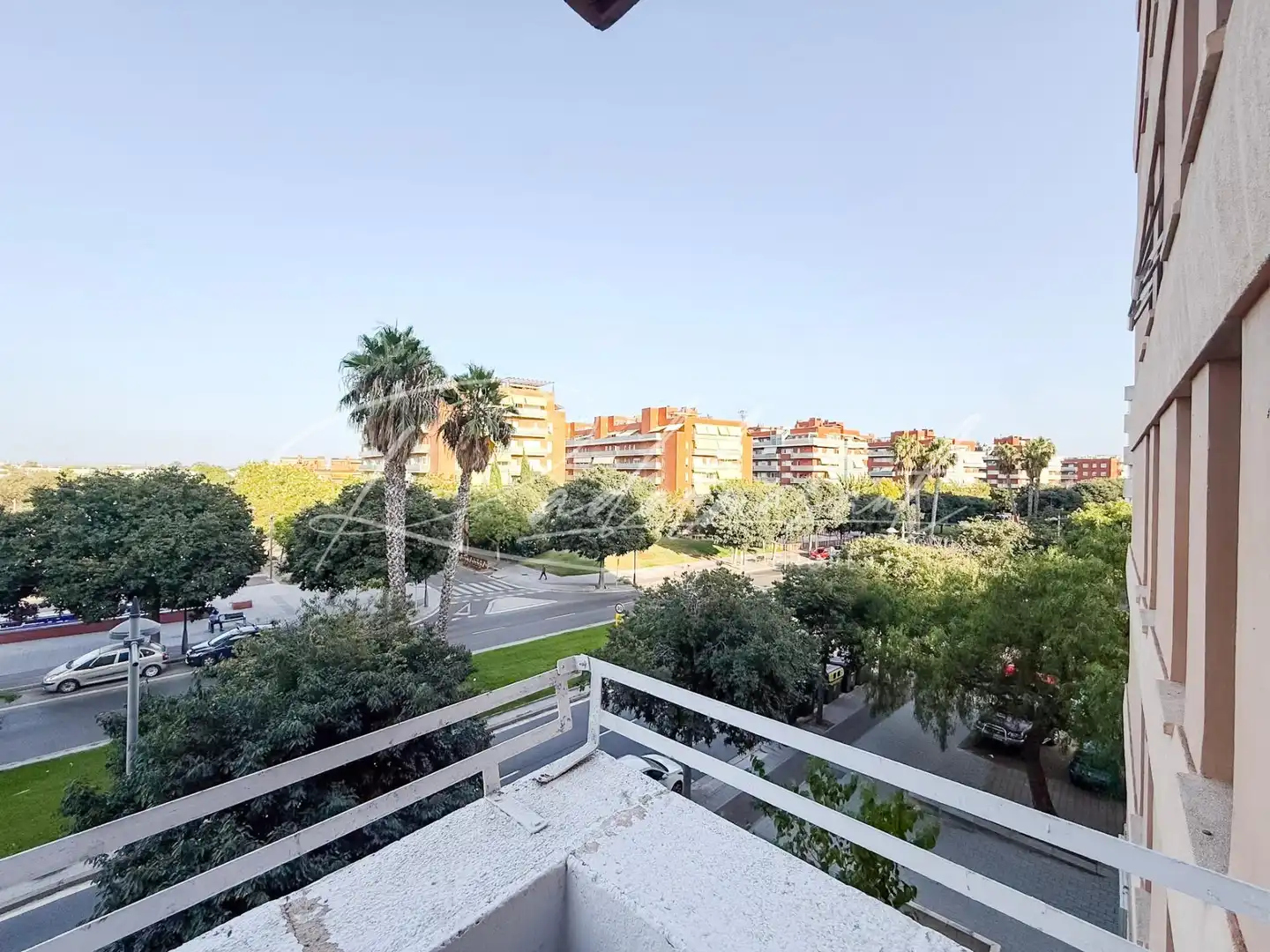 Vista exterior de Pis en venda en Reus amb Calefacció i Terrassa