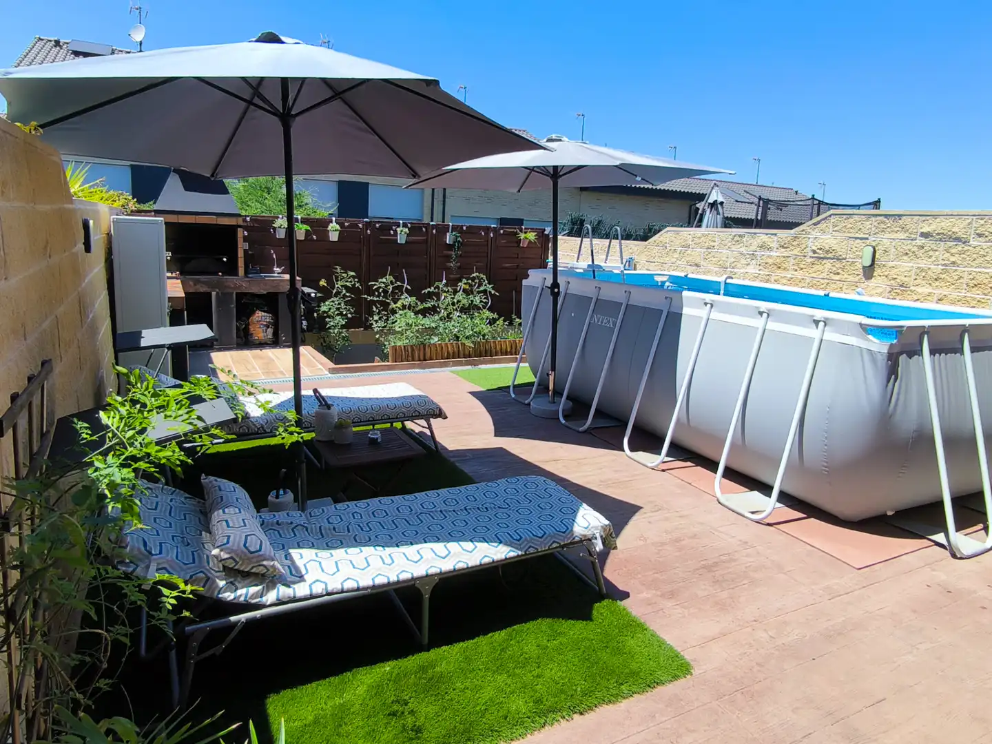Terraza de Casa adosada en venta en Villalbilla con Aire acondicionado, Calefacción y Jardín privado