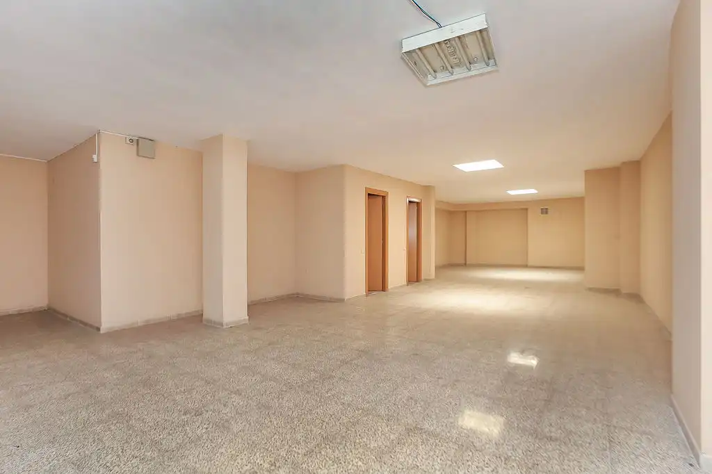 Local comercial en venta en MILA I FONTANALS, imagen 7