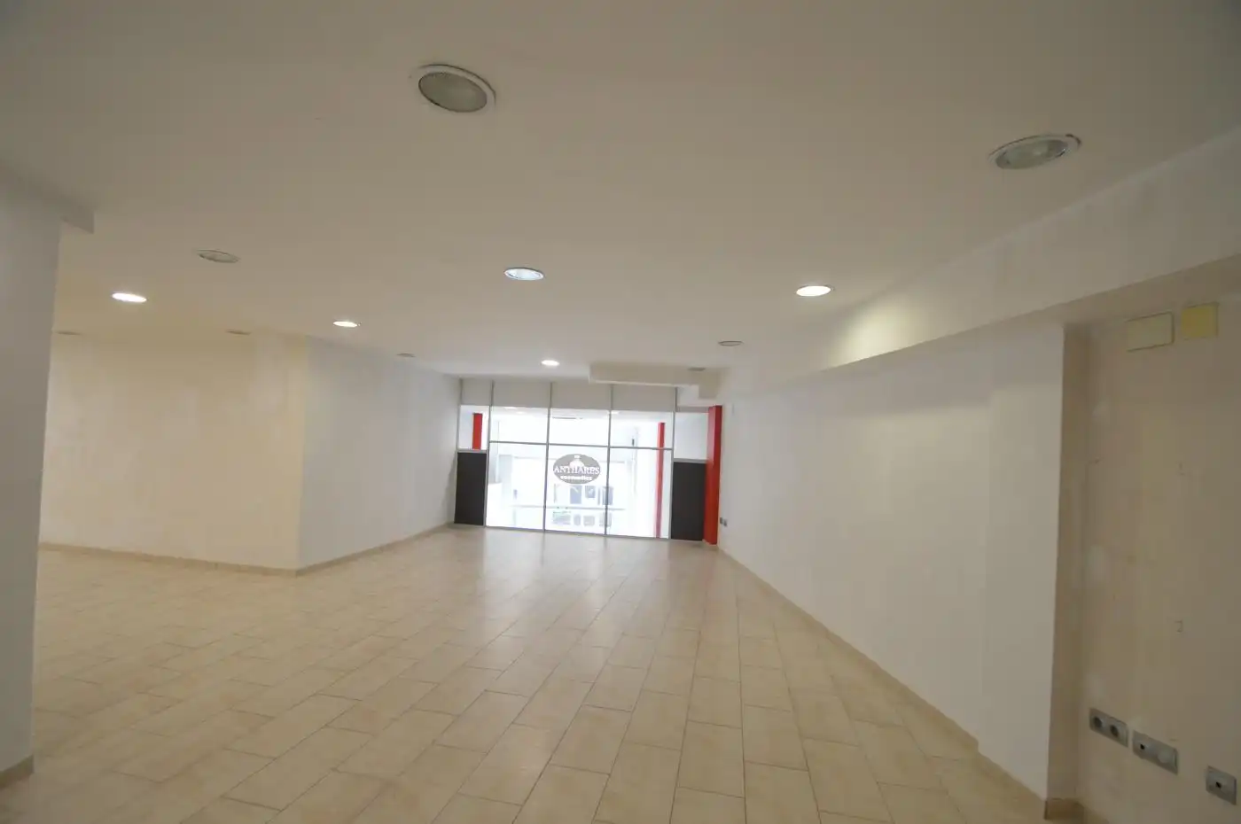 Gewerbefläche zum Verkauf in Carrer d'Extramurs del Carreró, imagen 17