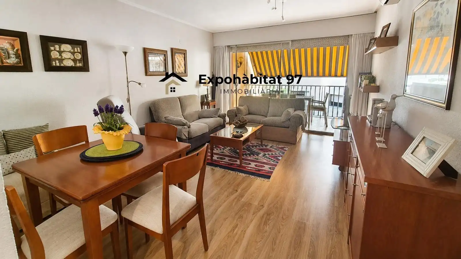 Apartament amb ascensor en venda a Carrer CARLES RIBA 5