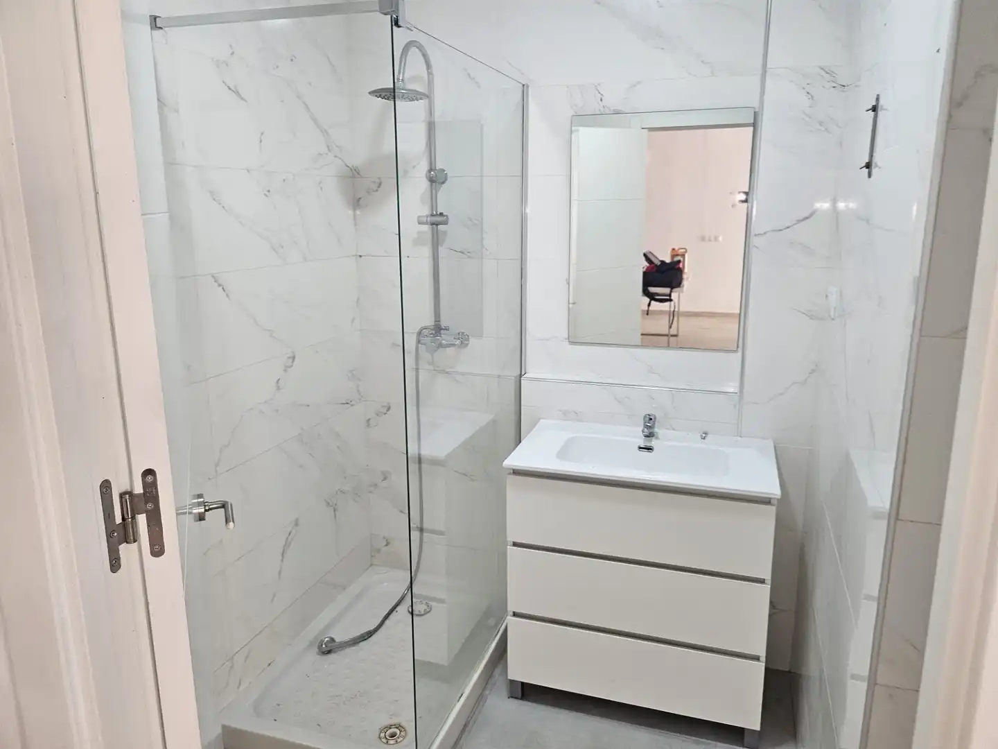 Bathroom of Flat for rent in El Prat de Llobregat  with Air Conditioner, Terrace and Oven