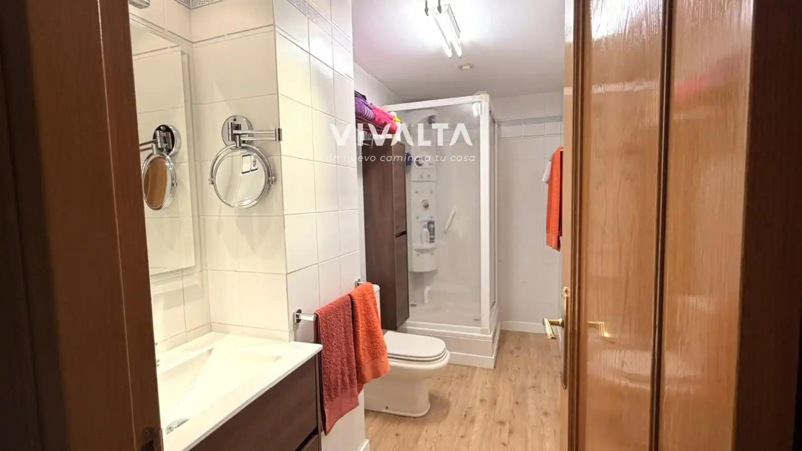 Baño de Dúplex en venta en Madrid con Aire acondicionado, Calefacción y Terraza
