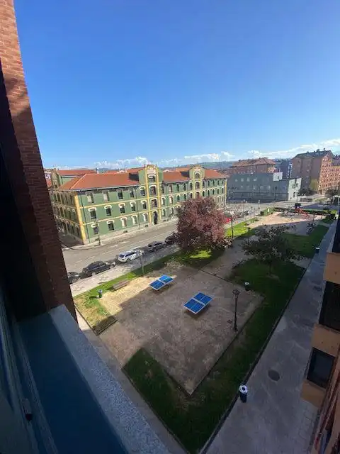 Piso en venta en HUCA - La Cadellada