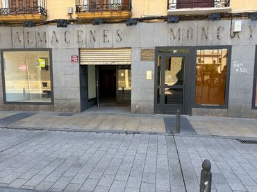 Business premises for sale in Calle de San Pablo