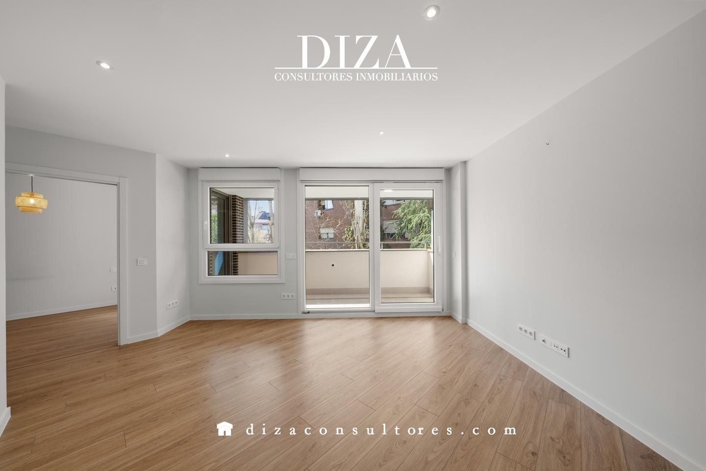 Habitación de Piso de alquiler en  Madrid Capital con Aire acondicionado, Calefacción y Terraza