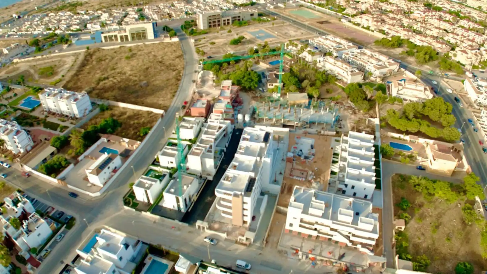 Vista exterior de Apartament en venda en Orihuela amb Terrassa, Traster i Piscina comunitària
