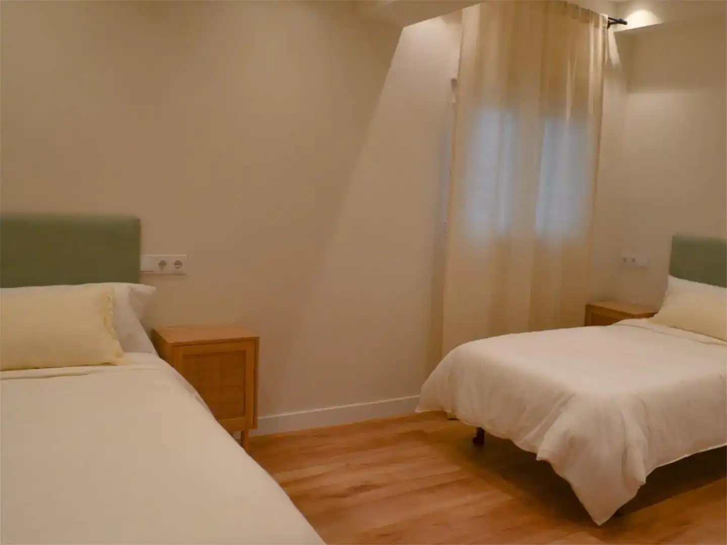 Habitación de Piso de alquiler en Gijón 