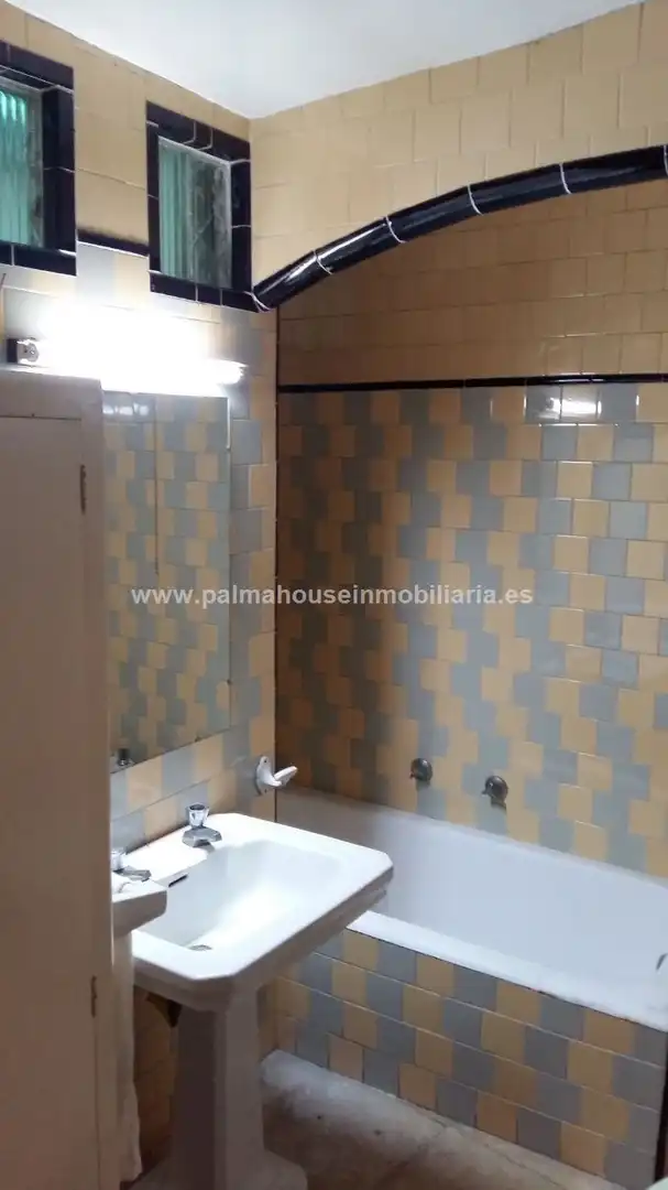 Baño de Casa o chalet en venta en  Palma de Mallorca con Terraza, Trastero y TV
