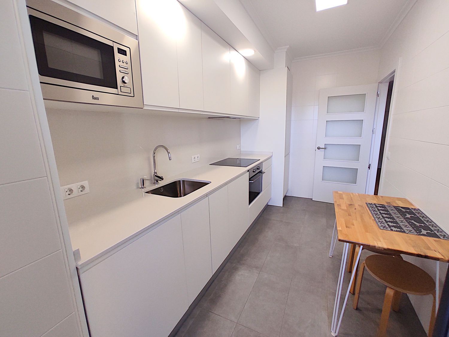 Kitchen of Flat to rent in Vitoria - Gasteiz  with Heating, Furnished and Balcony