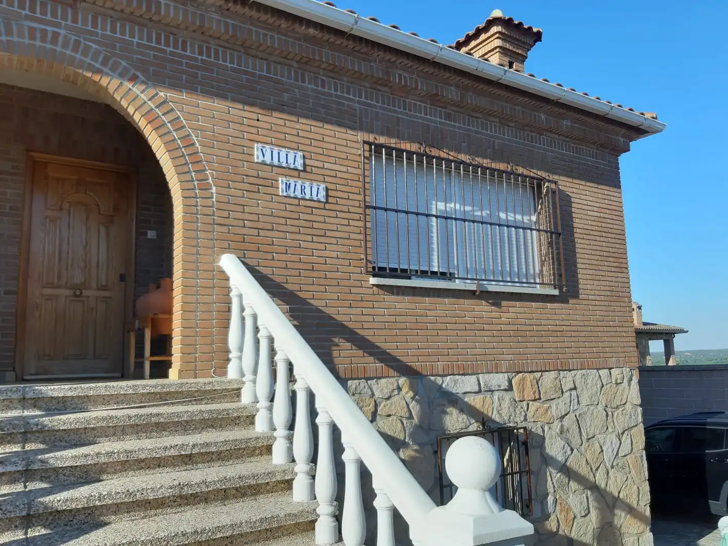 Chalet con piscina en venta en Escalona