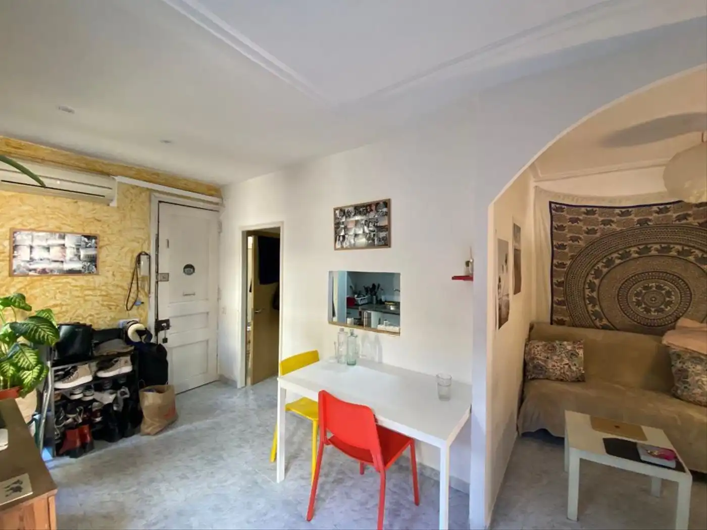 Flat with terrace to rent in Carrer de l'Esquirol