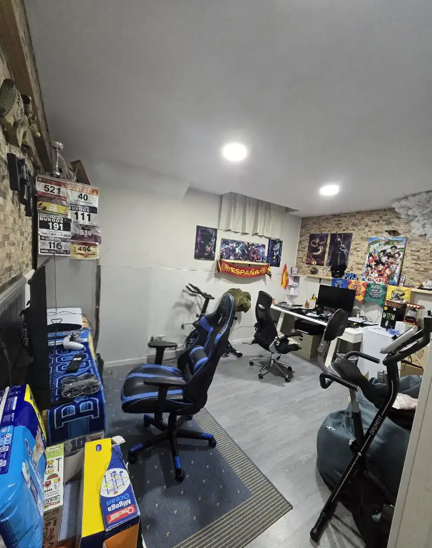 Casa adosada en venta en Burgos con Calefacción, Jardín privado y Terraza