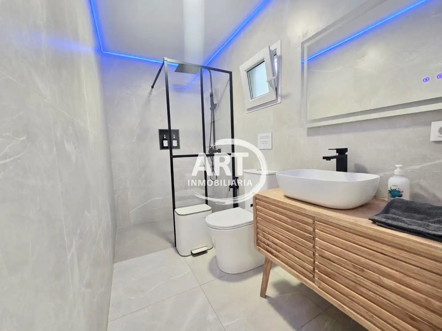 Bathroom of Houses for sale in Bétera  with Air Conditioner, Private garden and Terrace