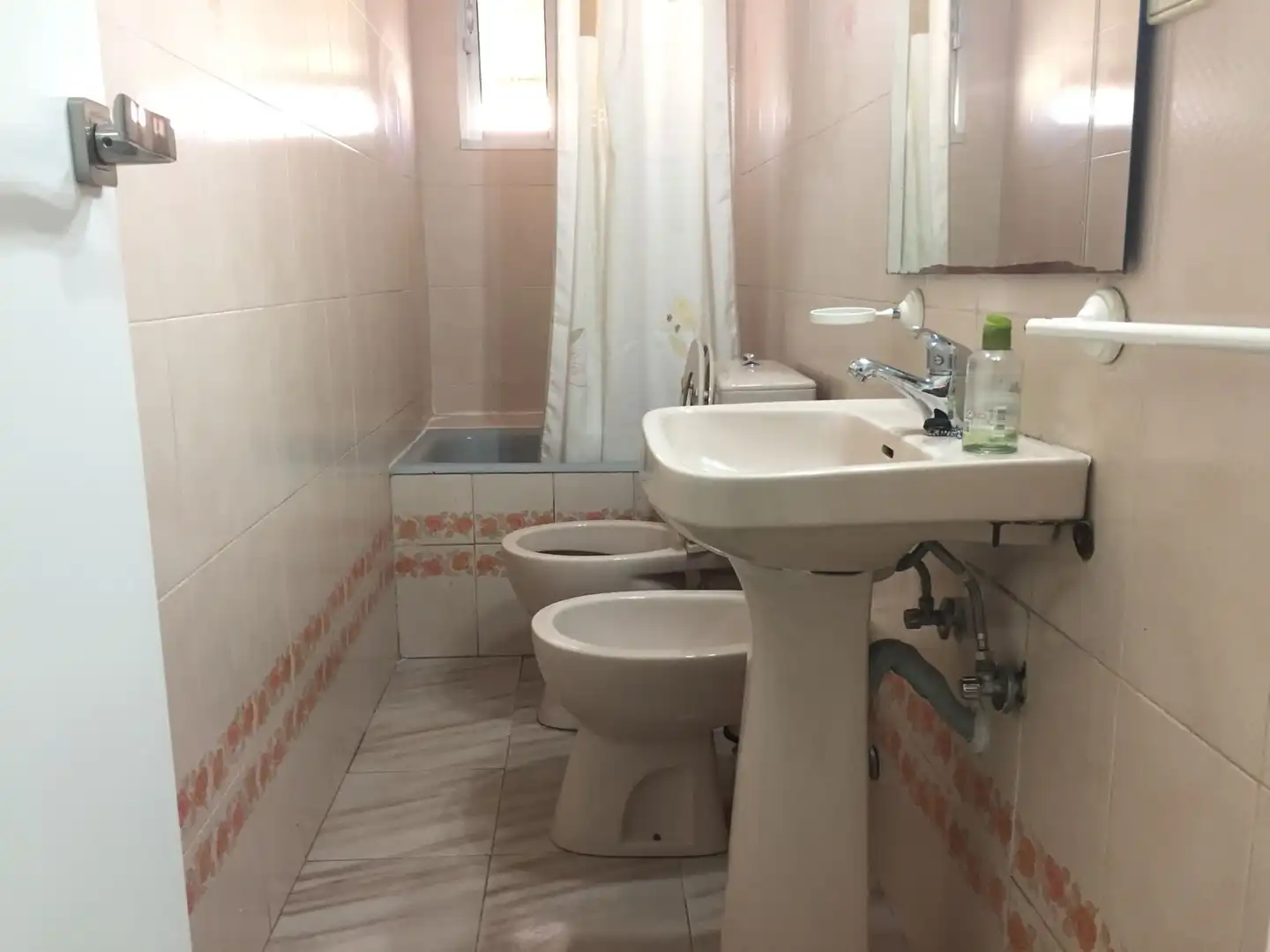 Flat with terrace to rent in Calle Lezcano, imagen 12