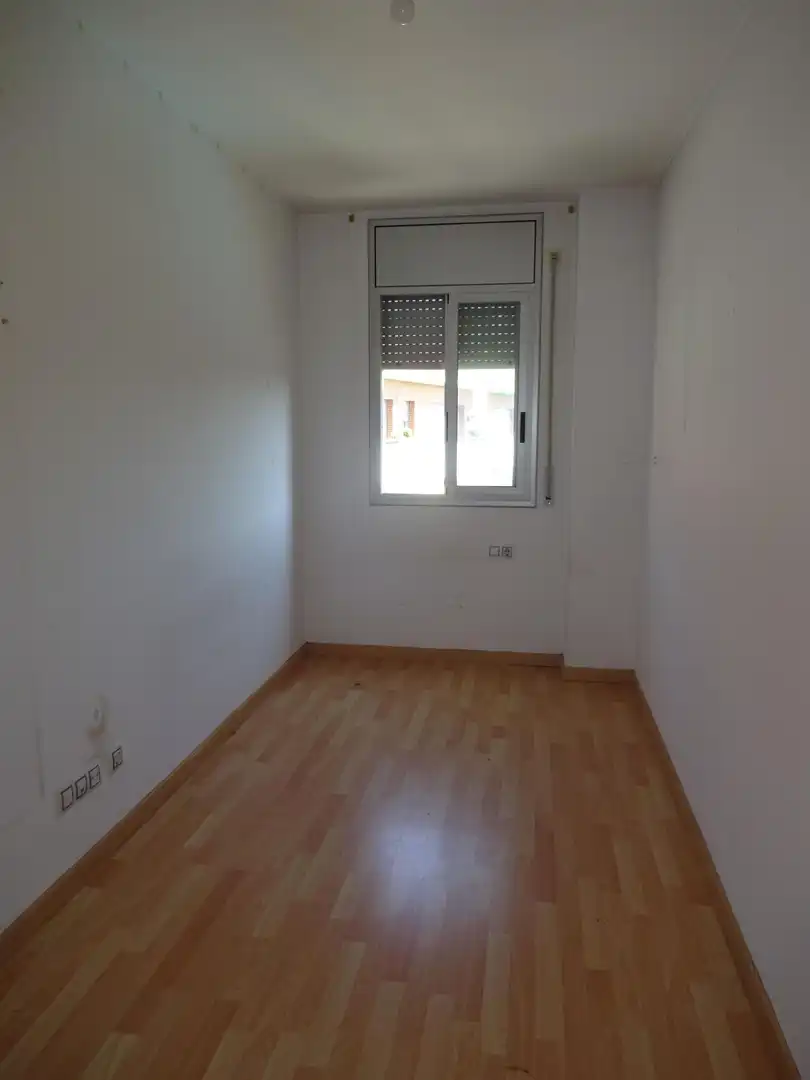Habitación de Piso en venta en Mataró con Aire acondicionado, Calefacción y Piscina comunitaria