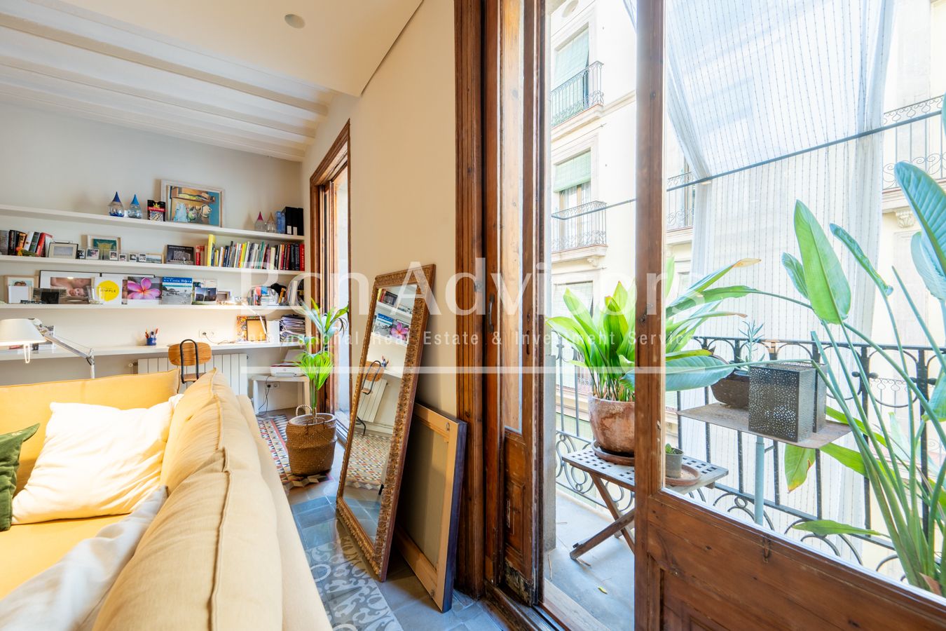 Dormitori de Pis en venda en  Barcelona Capital amb Aire condicionat, Calefacció i Balcó