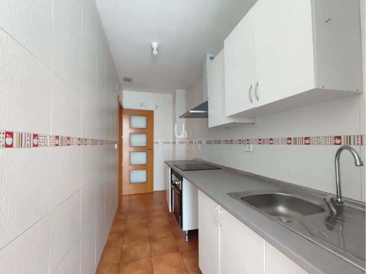 Flat with lift for sale in Calle Polo de Medina, imagen 7