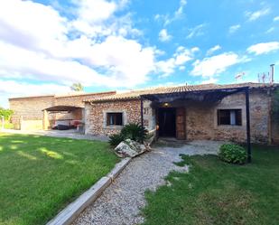 Vista exterior de Finca rústica de lloguer en Llucmajor amb Aire condicionat i Piscina