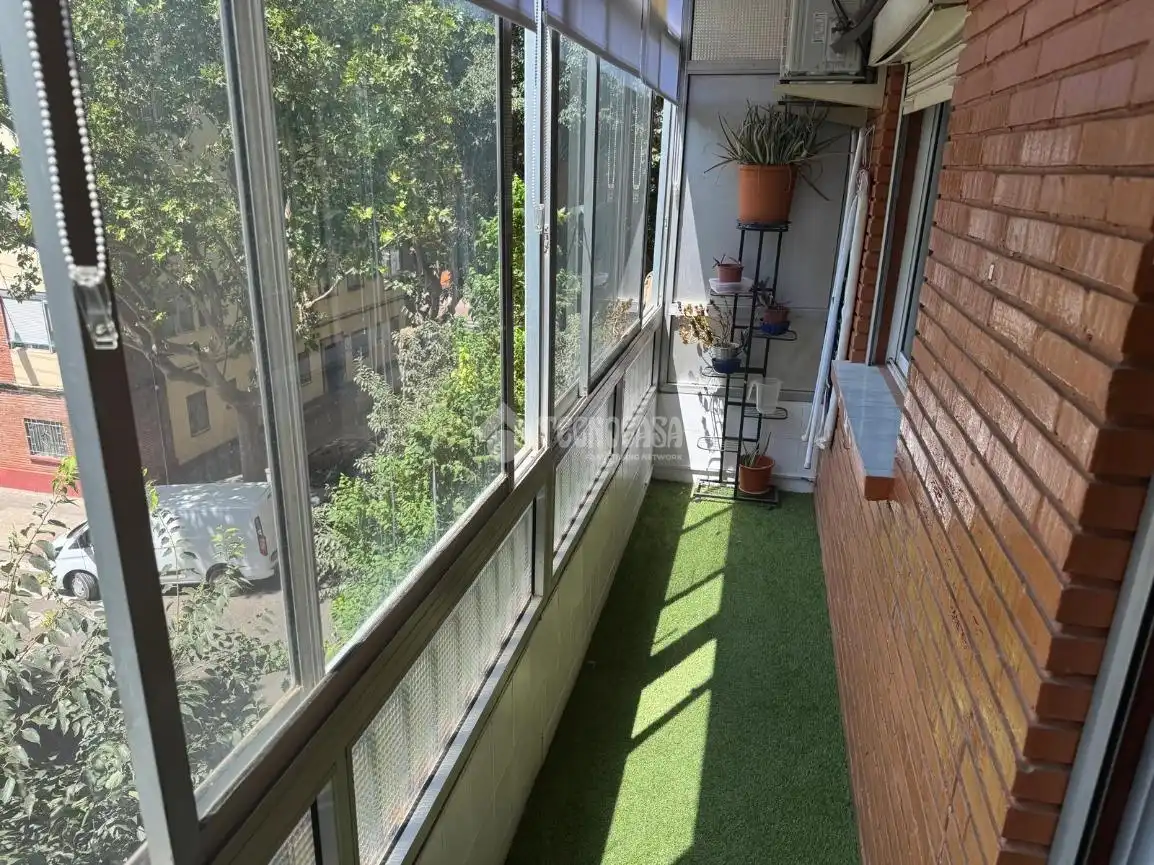 Terraza de Piso en venta en Zaragoza con Calefacción y Balcón